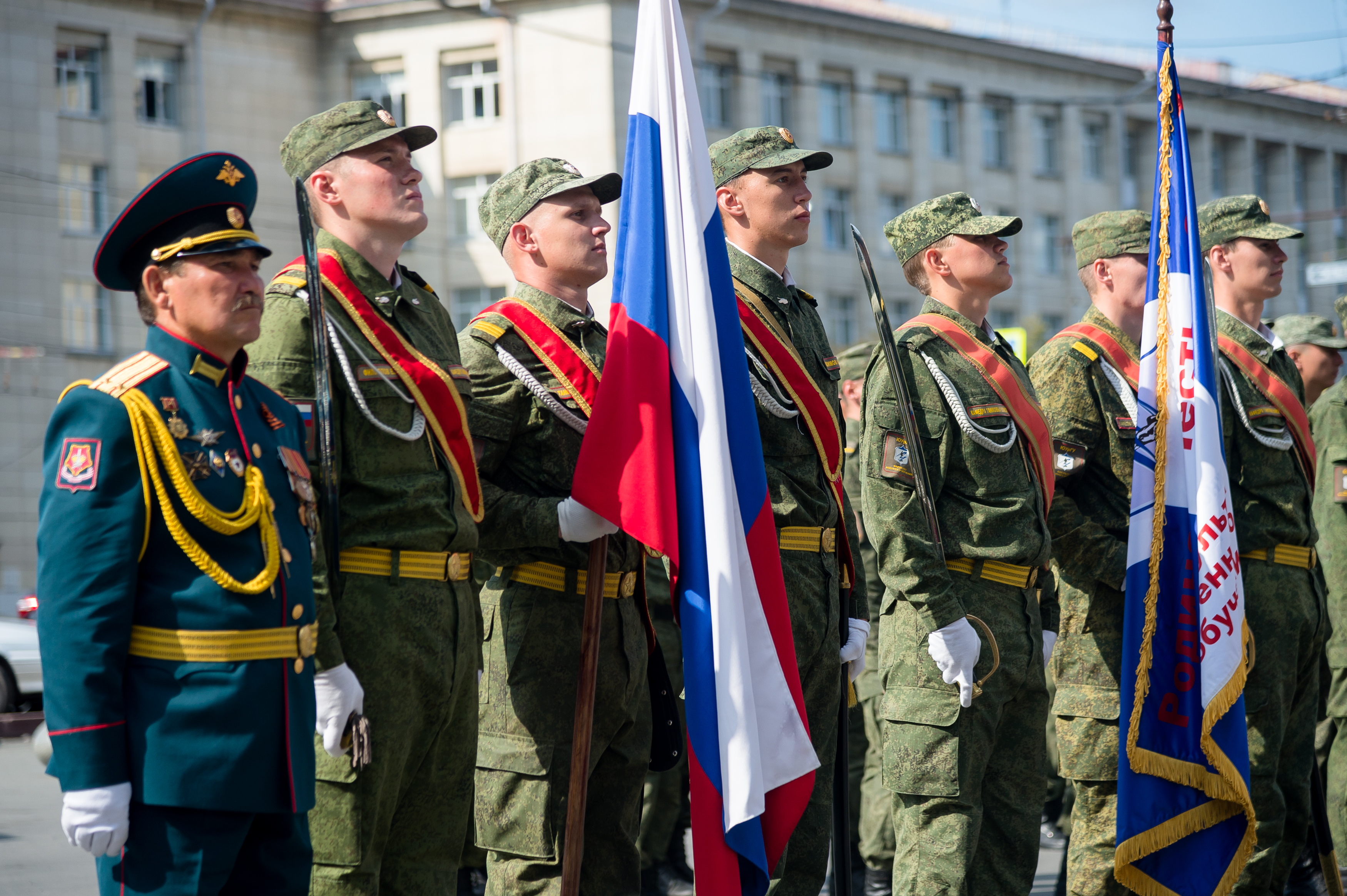 Учебный центр юургу. Военная Кафедра ЮУРГУ Челябинск. Военный центр ЮУРГУ. УВЦ ЮУРГУ.