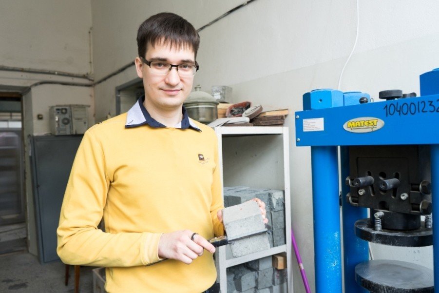 SUSU. Postgraduate Student from the South Urals Determined How to Build a Perfect Highway Road
